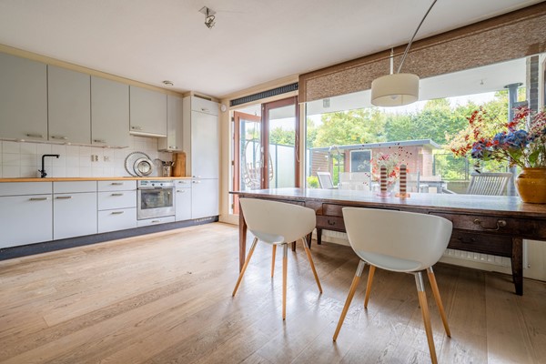 Medium property photo - Hengeveldstraat 82, 3572 KJ Utrecht